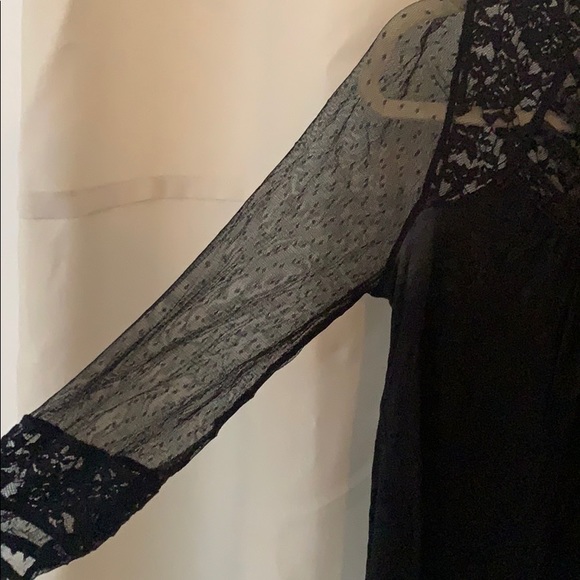 Top - Picture 3 of 4